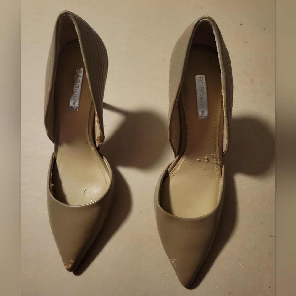 BCBG heels